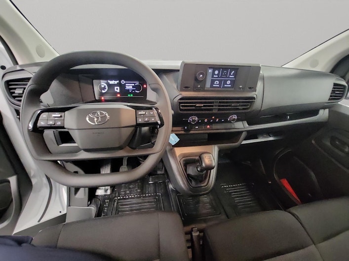 Vehicle image TOYOTA PROACE