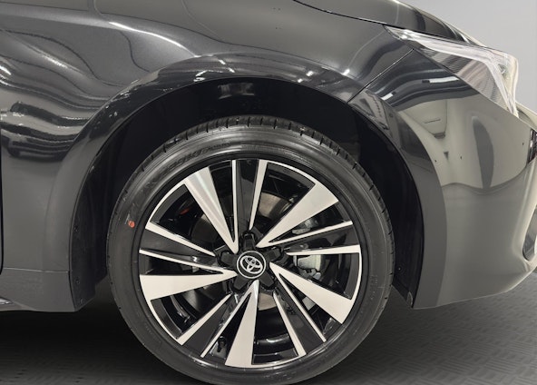 Vehicle image 12 Vehicle image 12