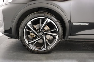 Vehicle image DS AUTOMOBILES 7 Crossback 1.6 E-Tense Louvre 4x4