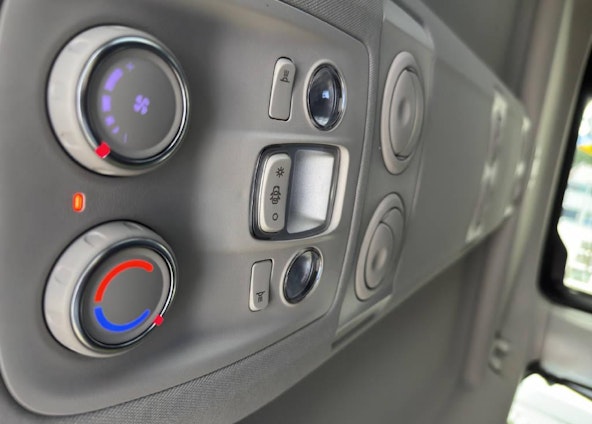 Vehicle image 16 Vehicle image 16