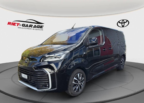 First vehicle image First vehicle image