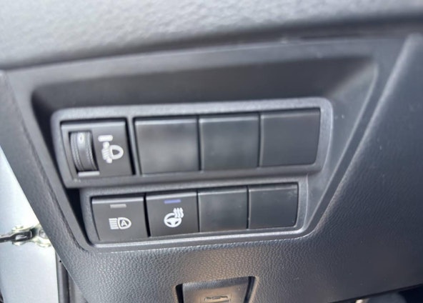 Vehicle image 6 Vehicle image 6