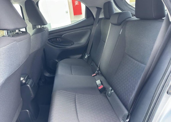 Vehicle image 15 Vehicle image 15