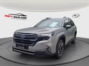 Subaru Forester Station 2.0i e-Boxer Swiss Plus