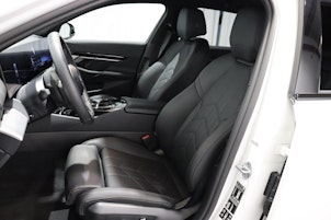 Vehicle image BMW 520d xDrive Touring