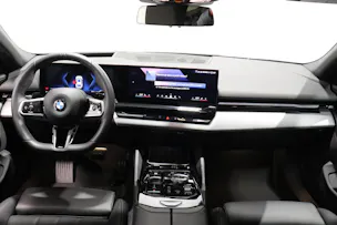 BMW 520d xDrive Touring
