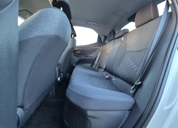 Vehicle image 9 Vehicle image 9