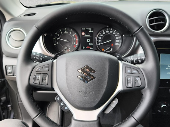 Vehicle image 11 Vehicle image 11