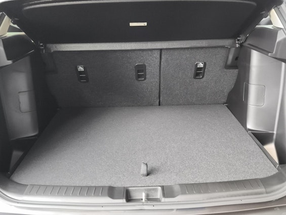 Vehicle image 10 Vehicle image 10