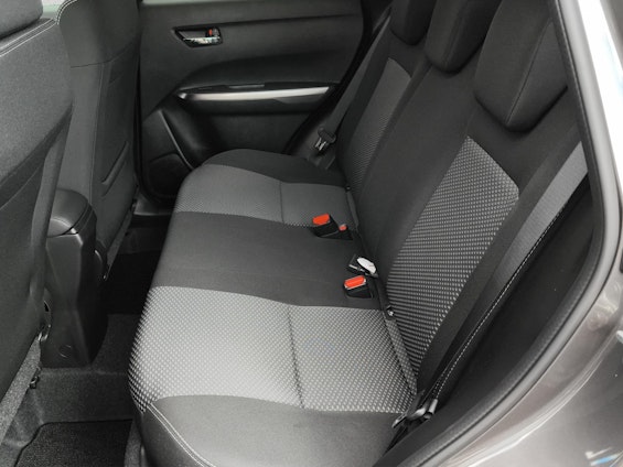 Vehicle image 9 Vehicle image 9