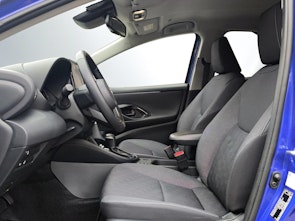 Vehicle image TOYOTA Yaris 1.5 VVT-i HSD Trend