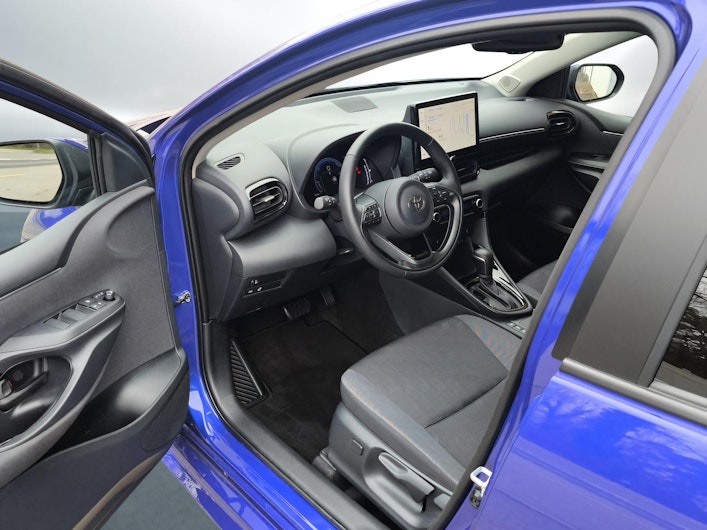 Vehicle image TOYOTA YARIS