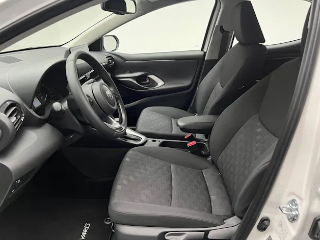 Toyota Yaris 1.5 VVT-i HSD Comfort