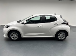 Vehicle image TOYOTA Yaris 1.5 VVT-i HSD Comfort