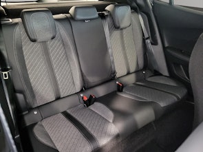 Vehicle image PEUGEOT 2008 1.2 Hybrid 145 Allure Premium