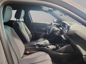 Vehicle image PEUGEOT 2008 1.2 Hybrid 145 Allure Premium