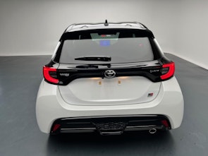 Vehicle image TOYOTA Yaris 1.5 VVT-i HSD GR Sport
