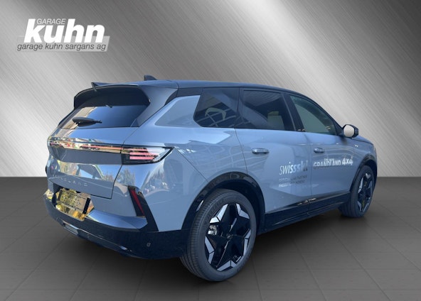 Vehicle image 4 Vehicle image 4