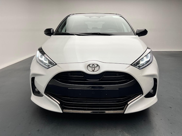 Vehicle image TOYOTA YARIS