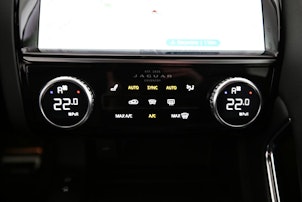 Vehicle image JAGUAR E-Pace 1.5 T 300e R-Dynamic SE AWD