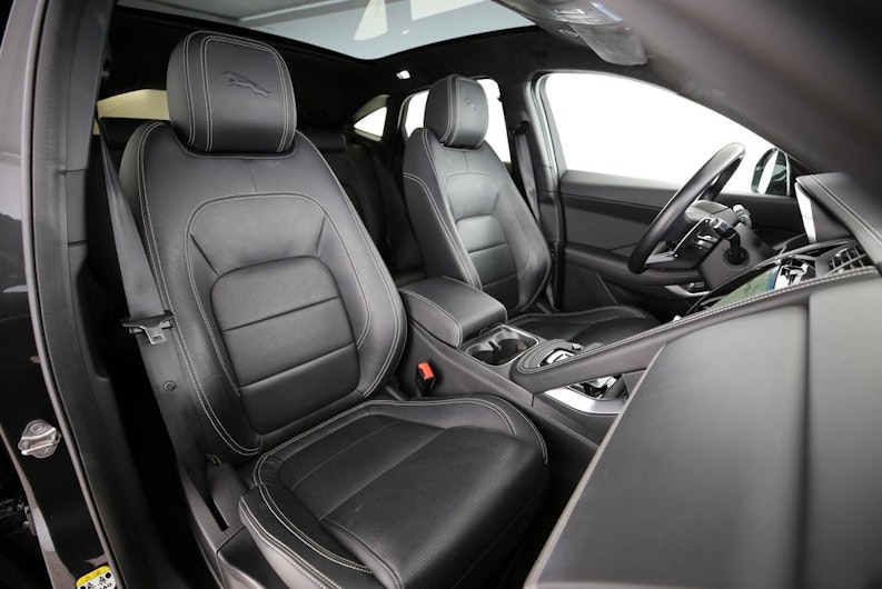 Vehicle image JAGUAR E-PACE