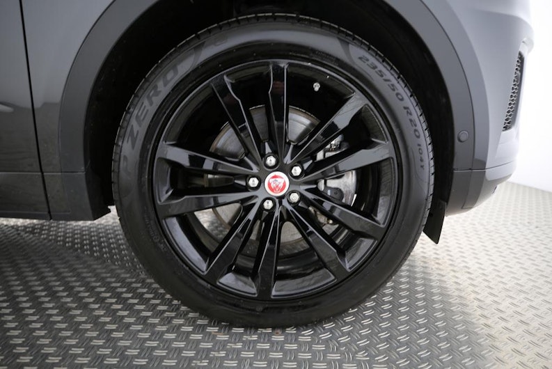 Vehicle image JAGUAR E-PACE