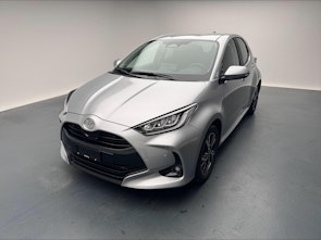 Vehicle image TOYOTA Yaris 1.5 VVT-i HSD Trend