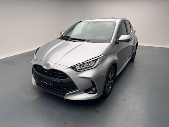 Vehicle image TOYOTA Yaris 1.5 VVT-i HSD Trend Vehicle image TOYOTA Yaris 1.5 VVT-i HSD Trend