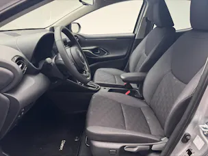 Toyota Yaris 1.5 VVT-i HSD Trend
