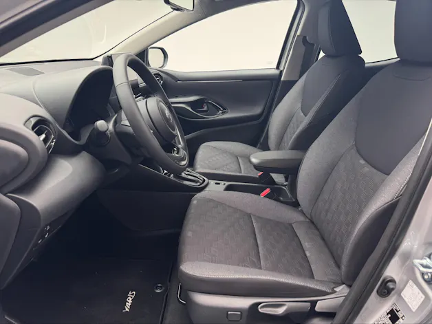 Toyota Yaris 1.5 VVT-i HSD Trend