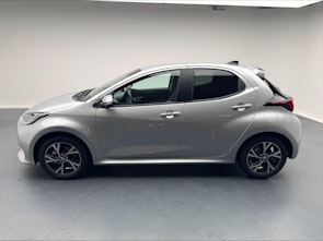 Vehicle image TOYOTA Yaris 1.5 VVT-i HSD Trend