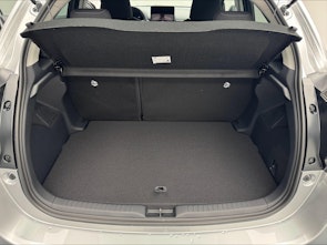 Vehicle image TOYOTA Yaris 1.5 VVT-i HSD Trend