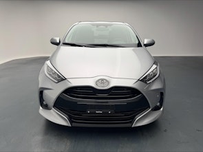 Vehicle image TOYOTA Yaris 1.5 VVT-i HSD Trend