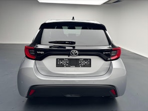 Vehicle image TOYOTA Yaris 1.5 VVT-i HSD Trend