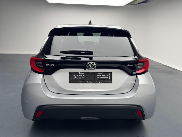 Vehicle image TOYOTA YARIS