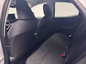 Vehicle image TOYOTA Yaris 1.5 VVT-i HSD Trend