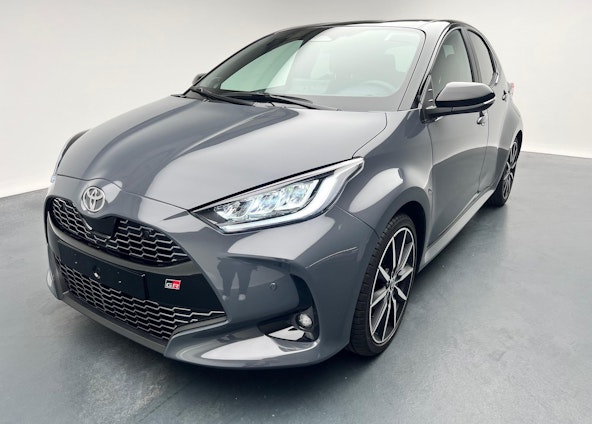 First vehicle image First vehicle image