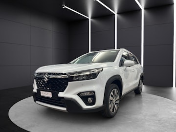 Vehicle image SUZUKI S-CROSS 0 Vehicle image SUZUKI S-CROSS 0