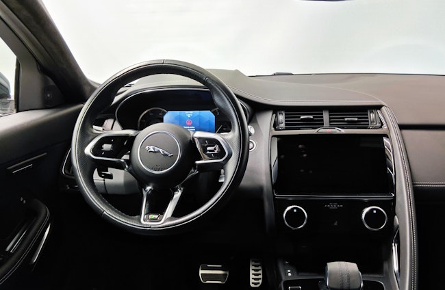 Vehicle image 5 Vehicle image 5