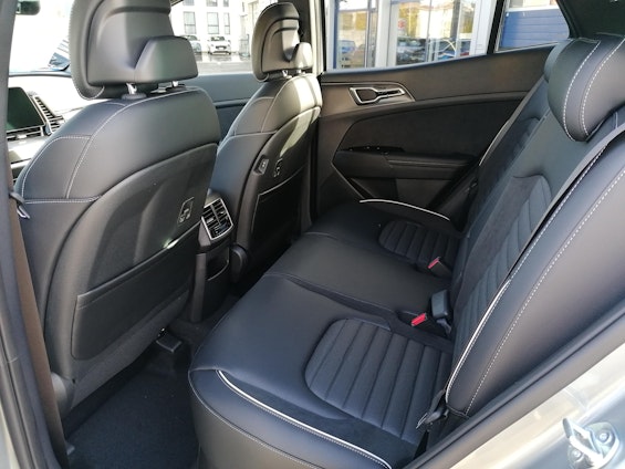 Vehicle image 7 Vehicle image 7