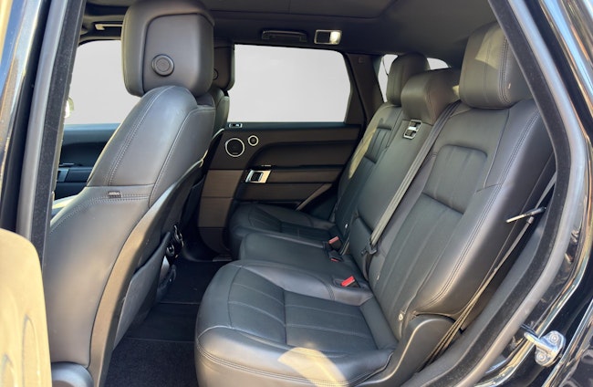 Vehicle image 6 Vehicle image 6