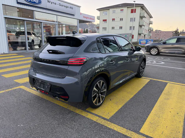 Peugeot 208 1.2 Hybrid GT