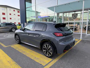 Peugeot 208 1.2 Hybrid GT