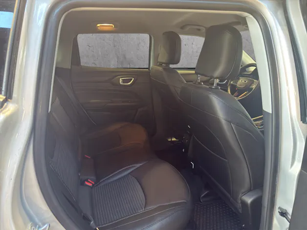 Jeep Compass 1.3 Night Eagle 4xe