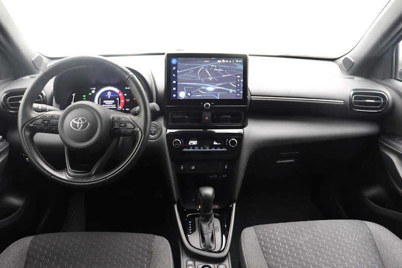 Fahrzeugbild TOYOTA YARIS CROSS
