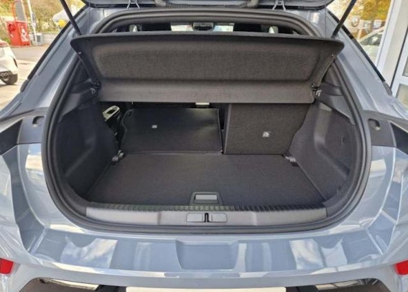 Vehicle image 12 Vehicle image 12