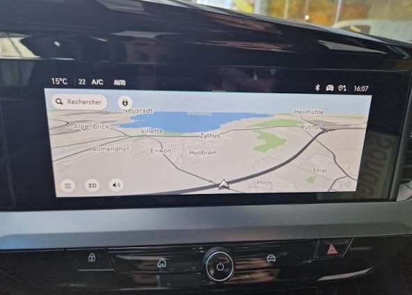 Vehicle image 8 Vehicle image 8