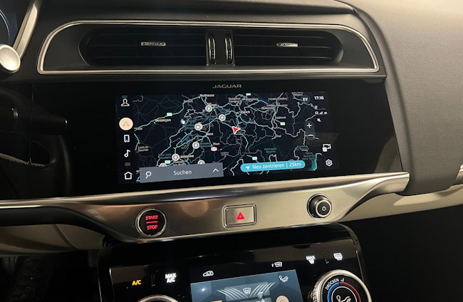 Vehicle image 8 Vehicle image 8