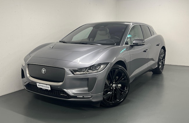 First vehicle image First vehicle image