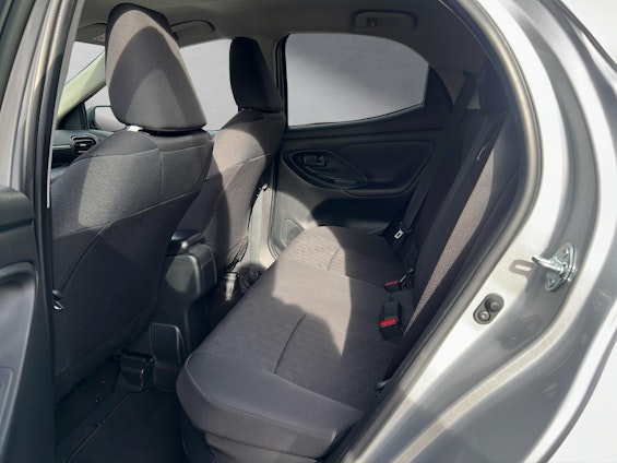 Vehicle image 8 Vehicle image 8